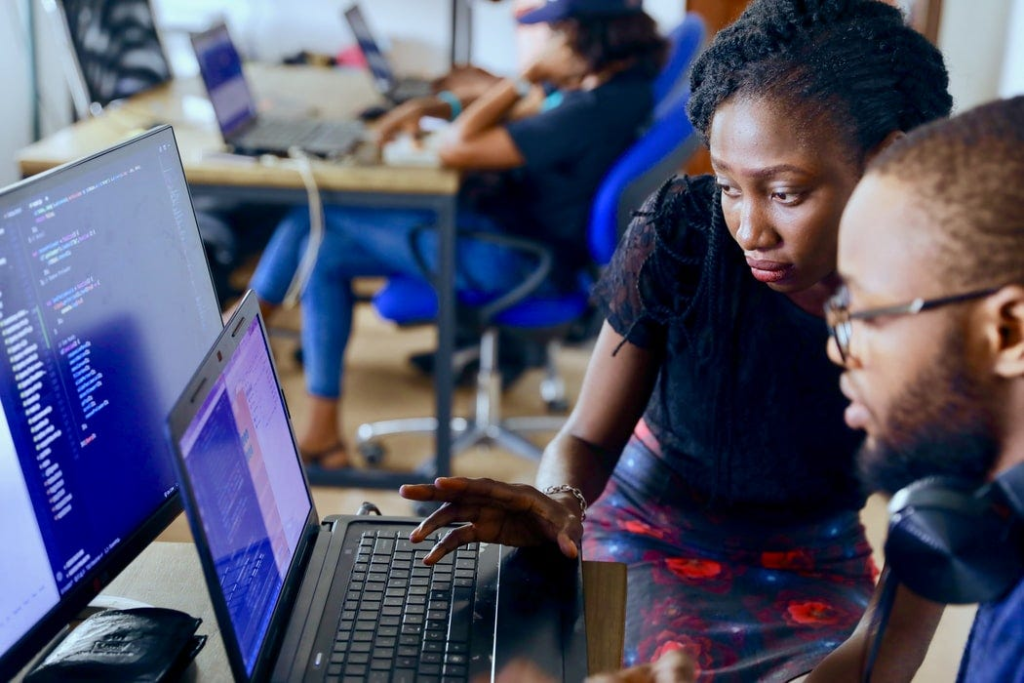 How to Become a Software Developer? | 10 Tips